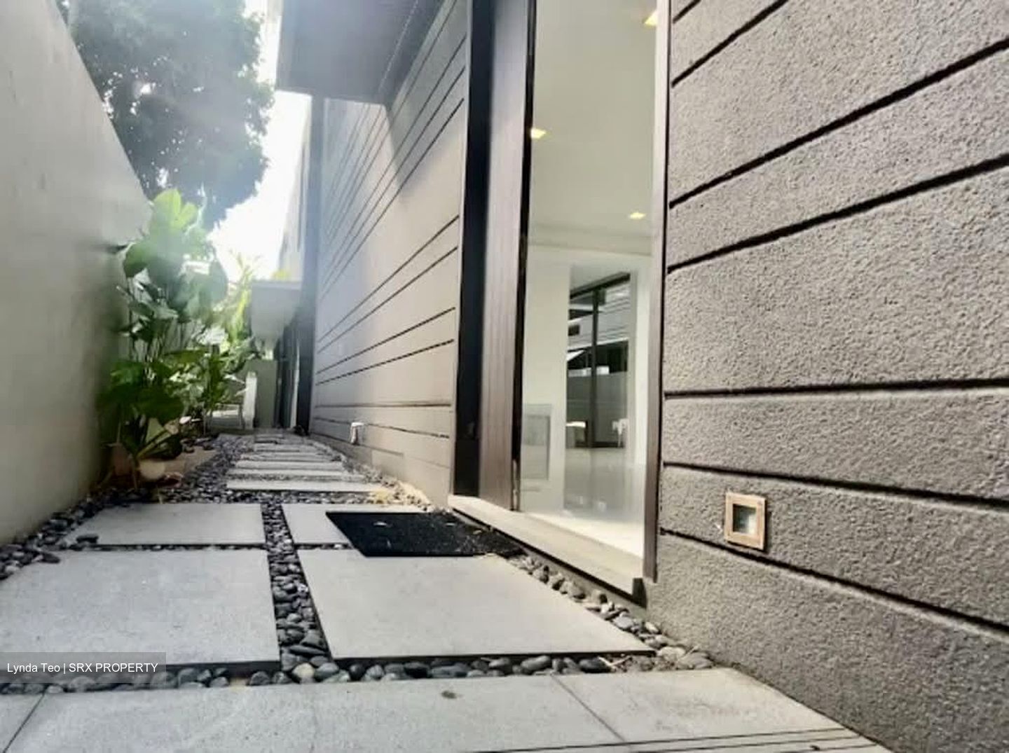 Third Avenue (D10), Detached #561605641